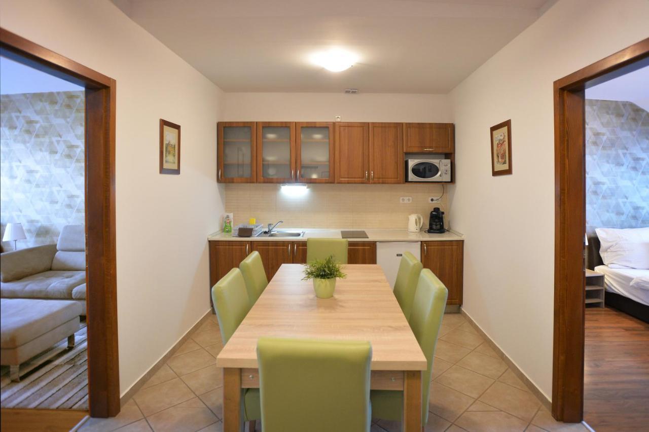 Corner Apartman Eger Exteriér fotografie